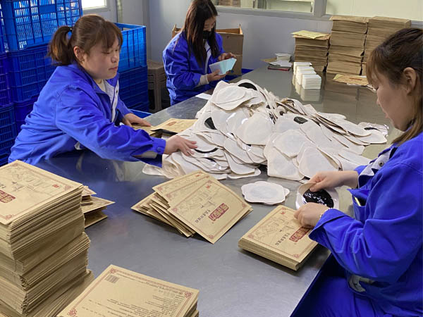 膏貼代加工外用貼劑市場好做嗎？膏藥加工生產廠家分析幾點